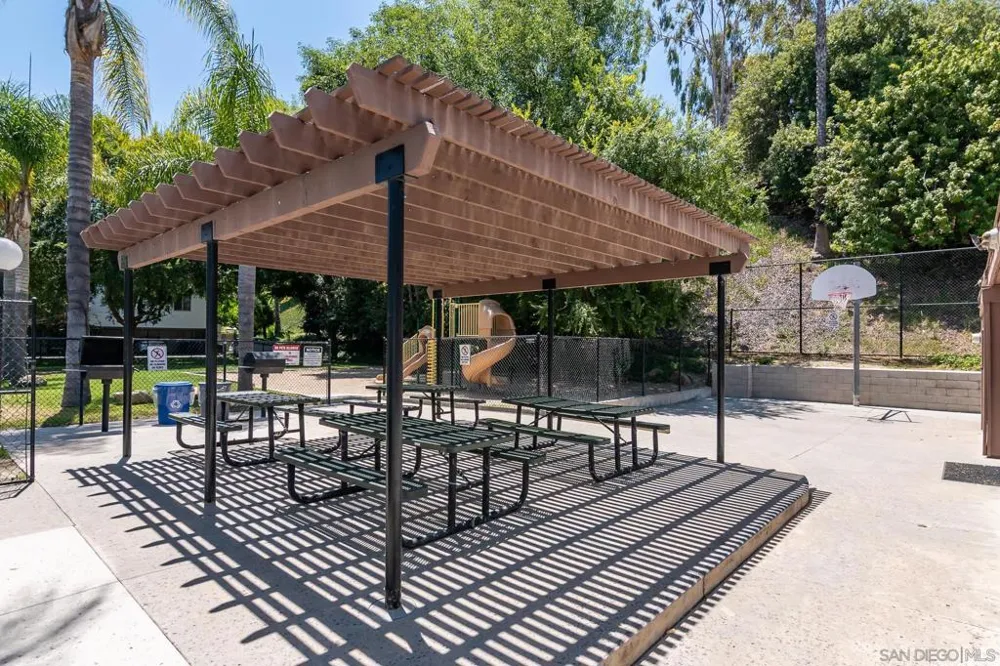 6544 Bell Bluff San Diego, CA 92119