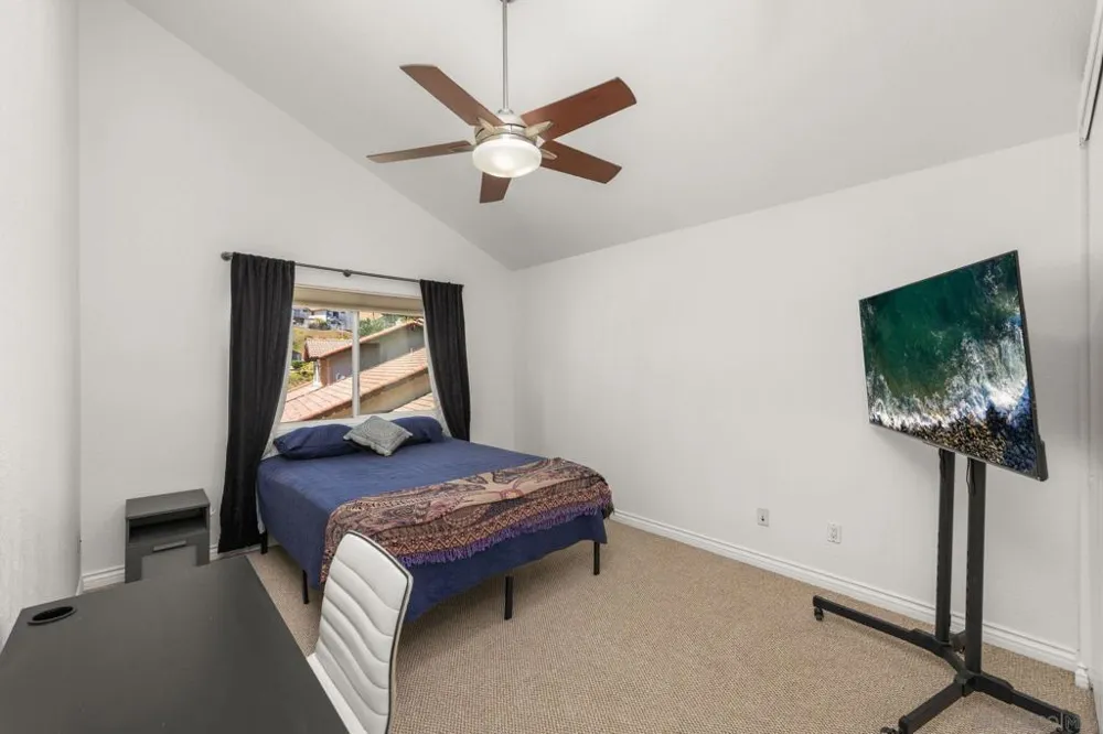 10035 Verbena Ln. Spring Valley, CA 91977