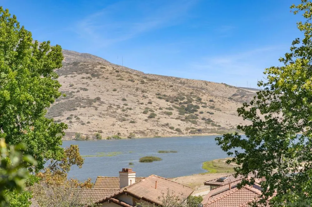 10035 Verbena Ln. Spring Valley, CA 91977
