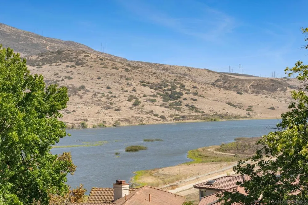 10035 Verbena Ln. Spring Valley, CA 91977