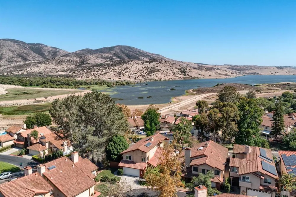 10035 Verbena Ln. Spring Valley, CA 91977