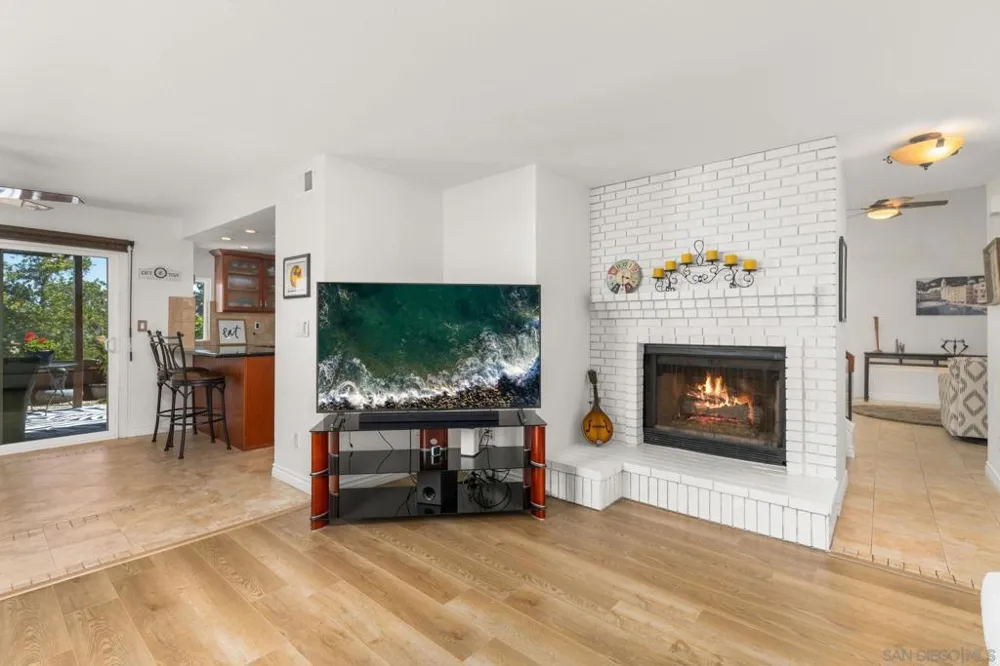 10035 Verbena Ln. Spring Valley, CA 91977
