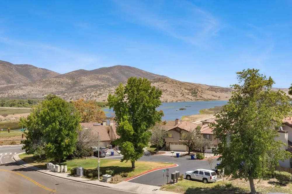 10035 Verbena Ln. Spring Valley, CA 91977