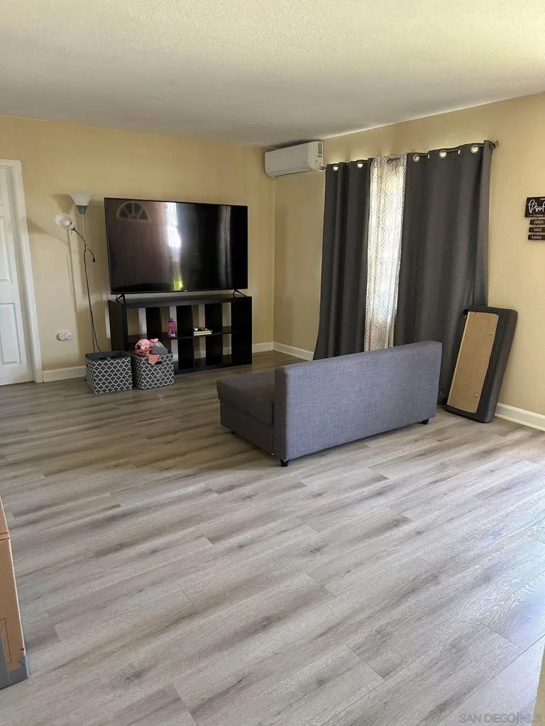 8044 Solana St San Diego, CA 92114