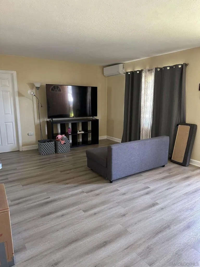 8044 Solana St San Diego, CA 92114