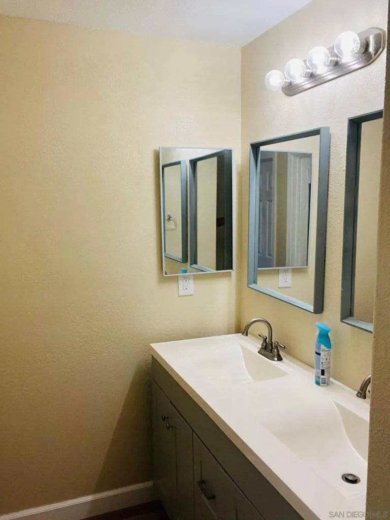 8044 Solana St San Diego, CA 92114