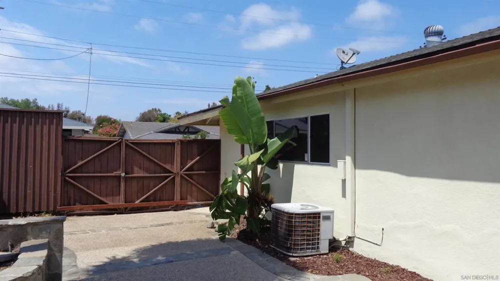 246 Eucalyptus Ct. Chula Vista, CA 91910