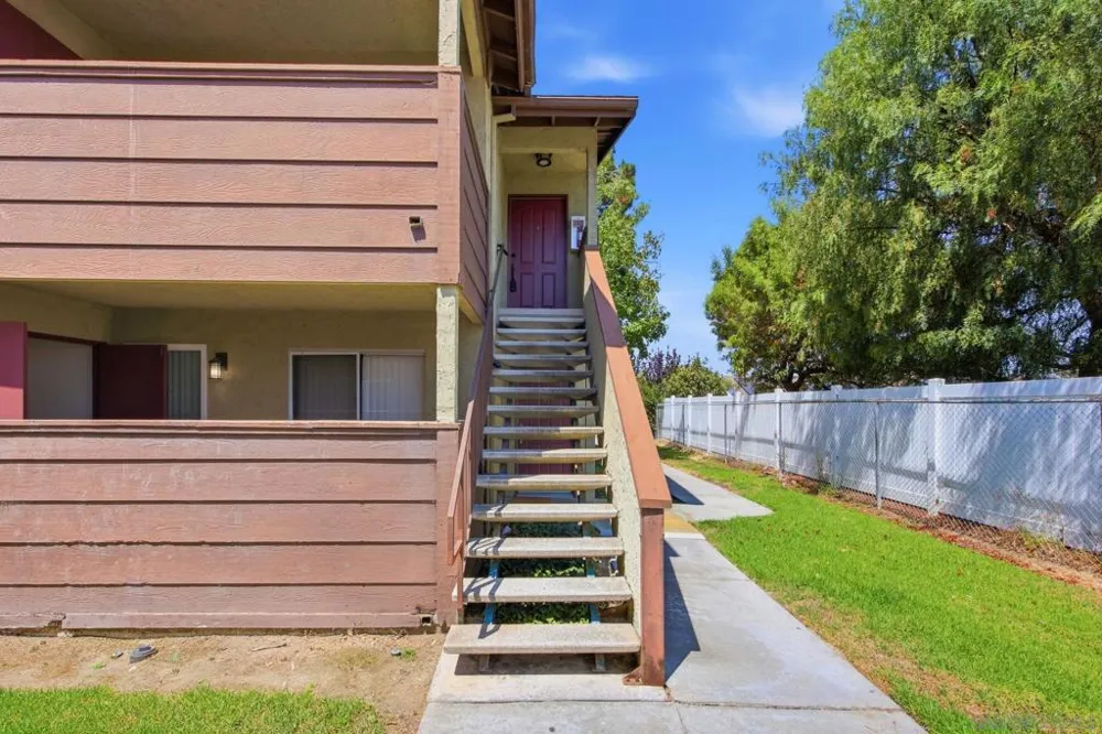521 Calle Montecito #110 Oceanside, CA 92057