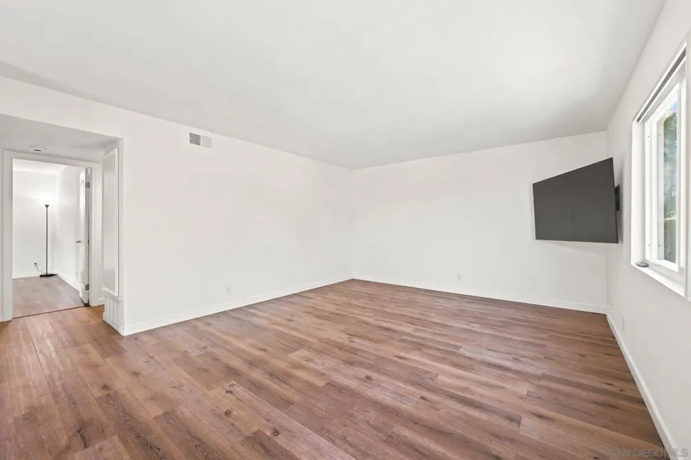 521 Calle Montecito #110 Oceanside, CA 92057