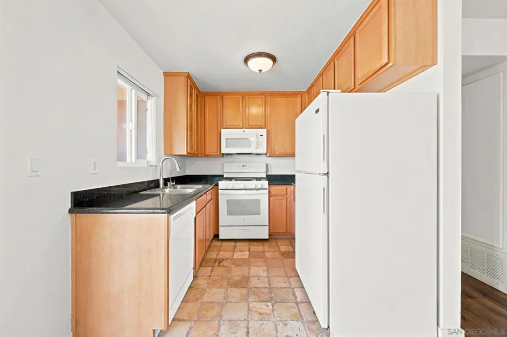521 Calle Montecito #110 Oceanside, CA 92057
