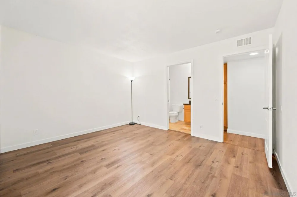 521 Calle Montecito #110 Oceanside, CA 92057