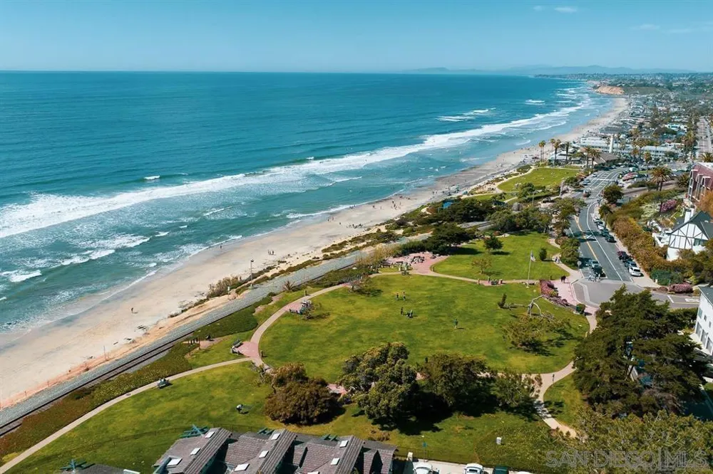 1060 America Way Del Mar, CA 92014