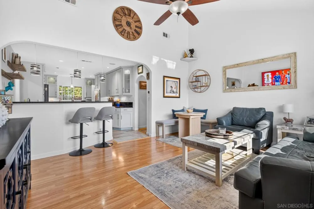 5061 Harmony Lane La Mesa, CA 91941