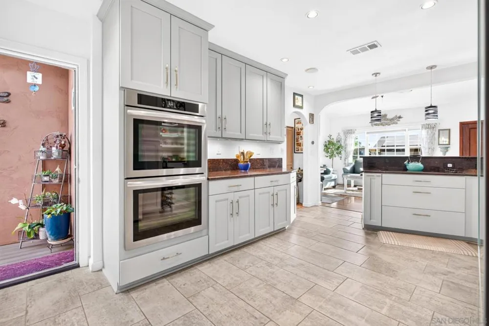 5061 Harmony Lane La Mesa, CA 91941