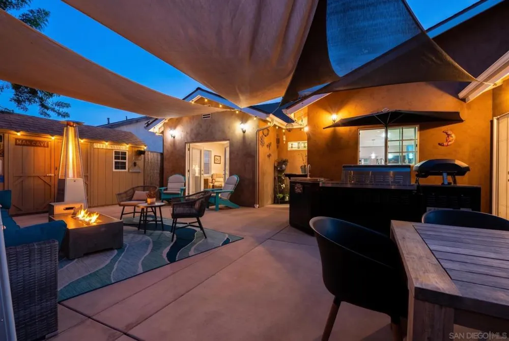 5061 Harmony Lane La Mesa, CA 91941