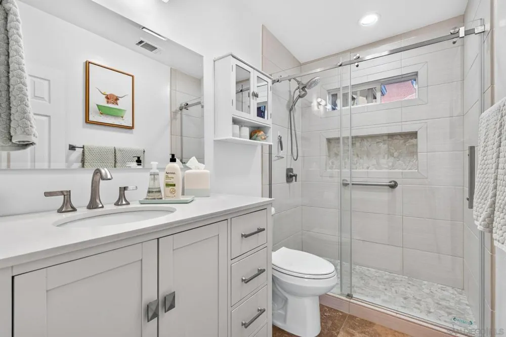 5061 Harmony Lane La Mesa, CA 91941