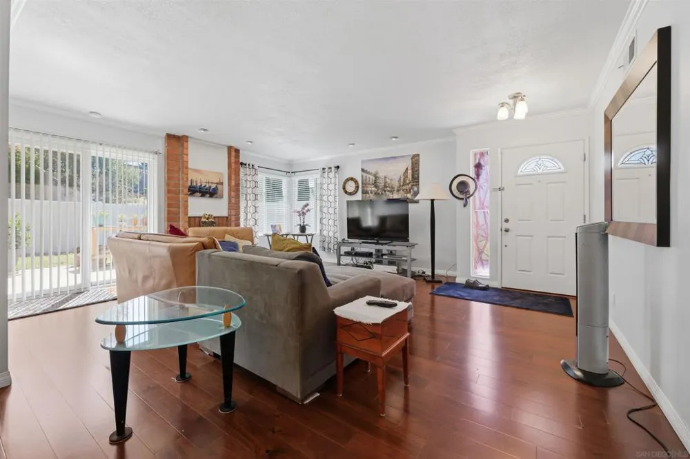16037 Blazewood Way San Diego, CA 92127