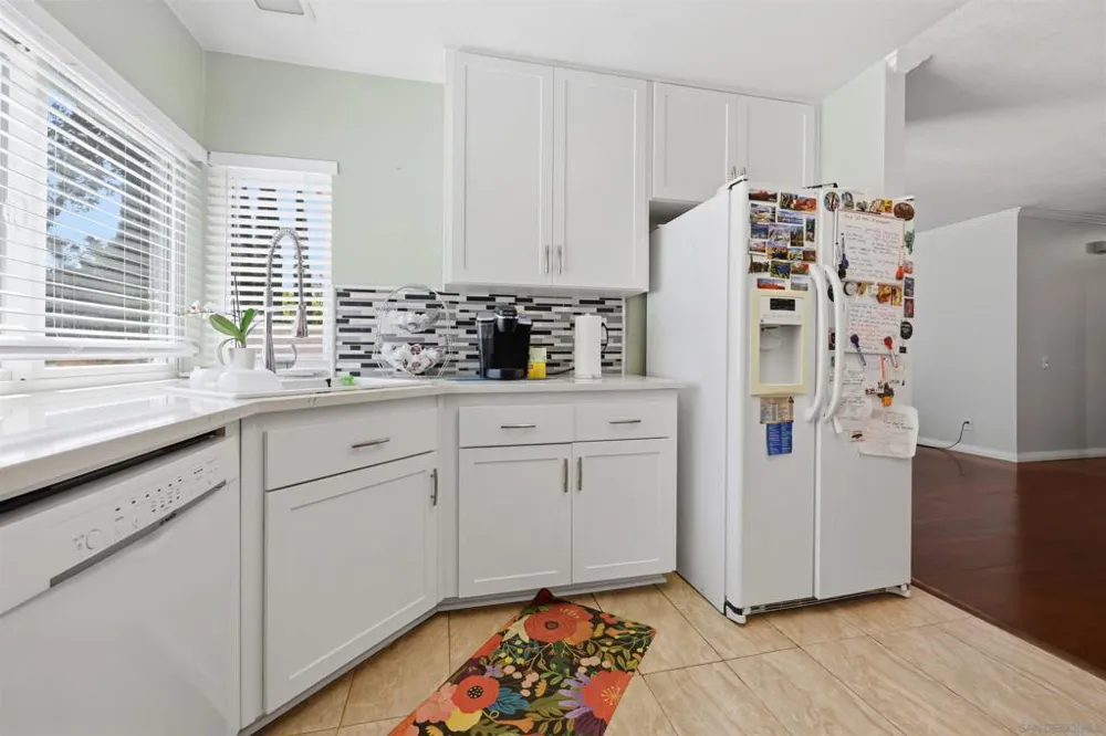 16037 Blazewood Way San Diego, CA 92127