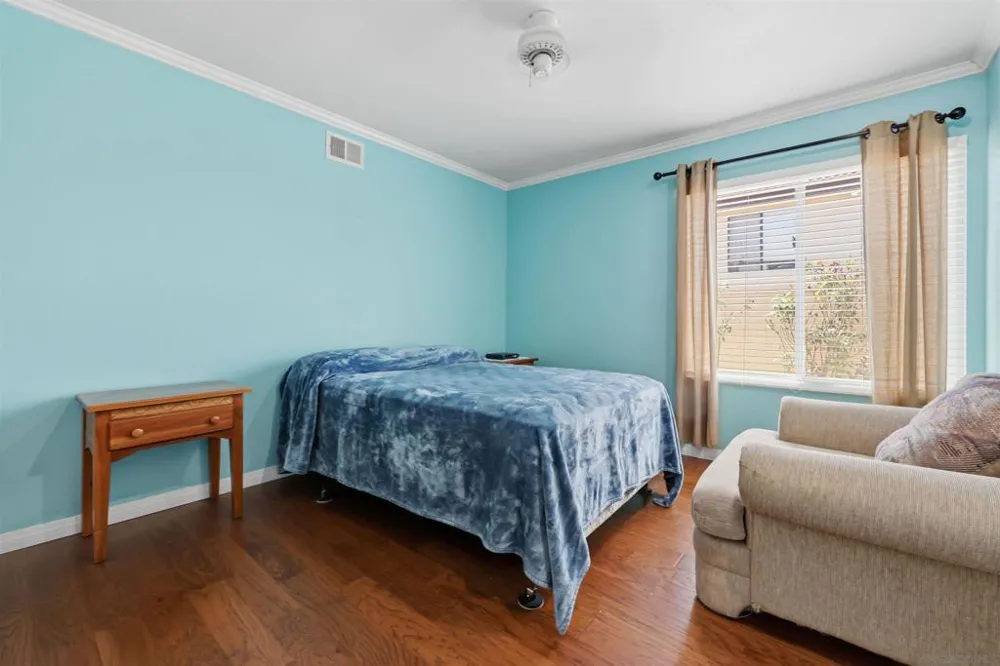 16037 Blazewood Way San Diego, CA 92127