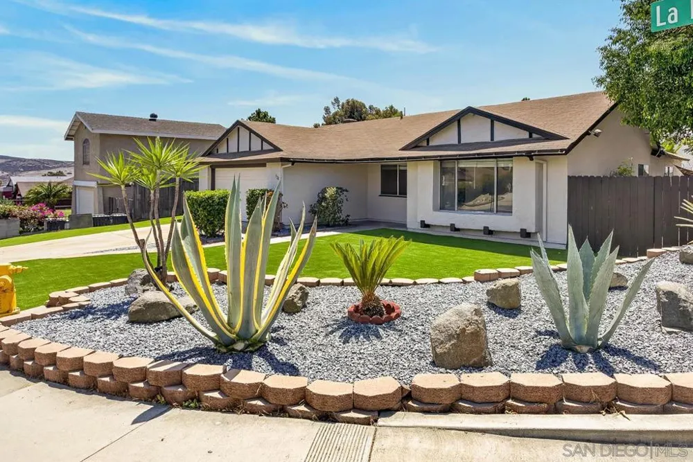 520 La Barca St Spring Valley, CA 91977