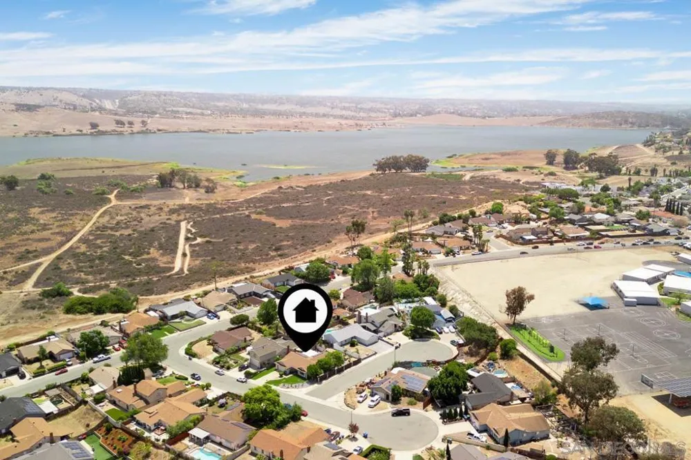 520 La Barca St Spring Valley, CA 91977
