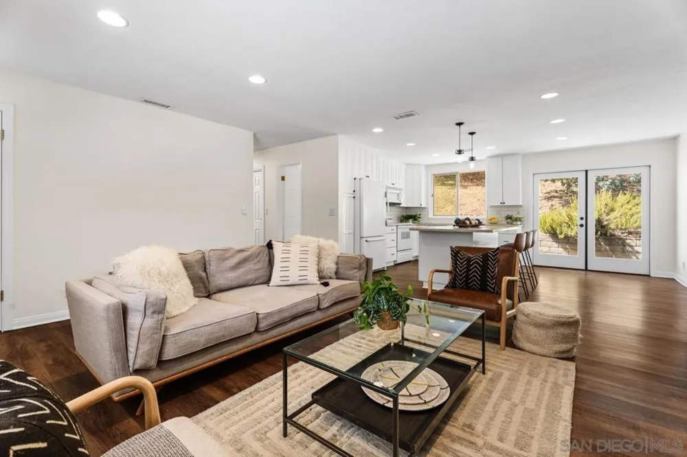 3004 Pine Crest Julian, CA 92036
