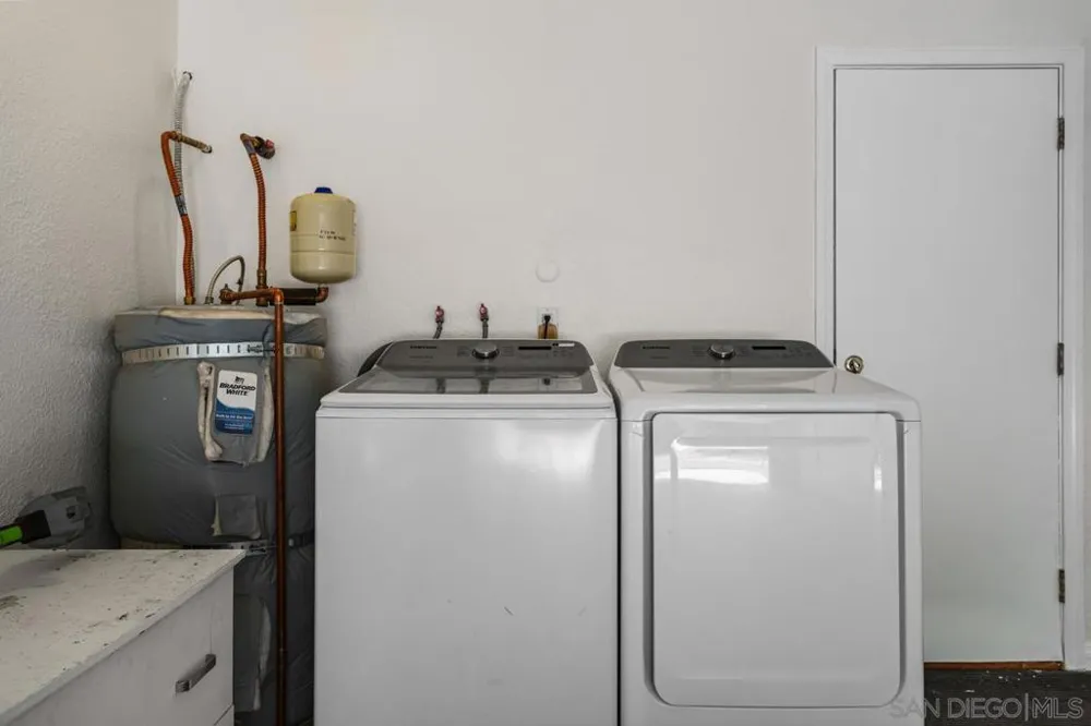 3004 Pine Crest Julian, CA 92036