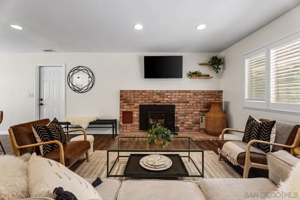 3004 Pine Crest Julian, CA 92036