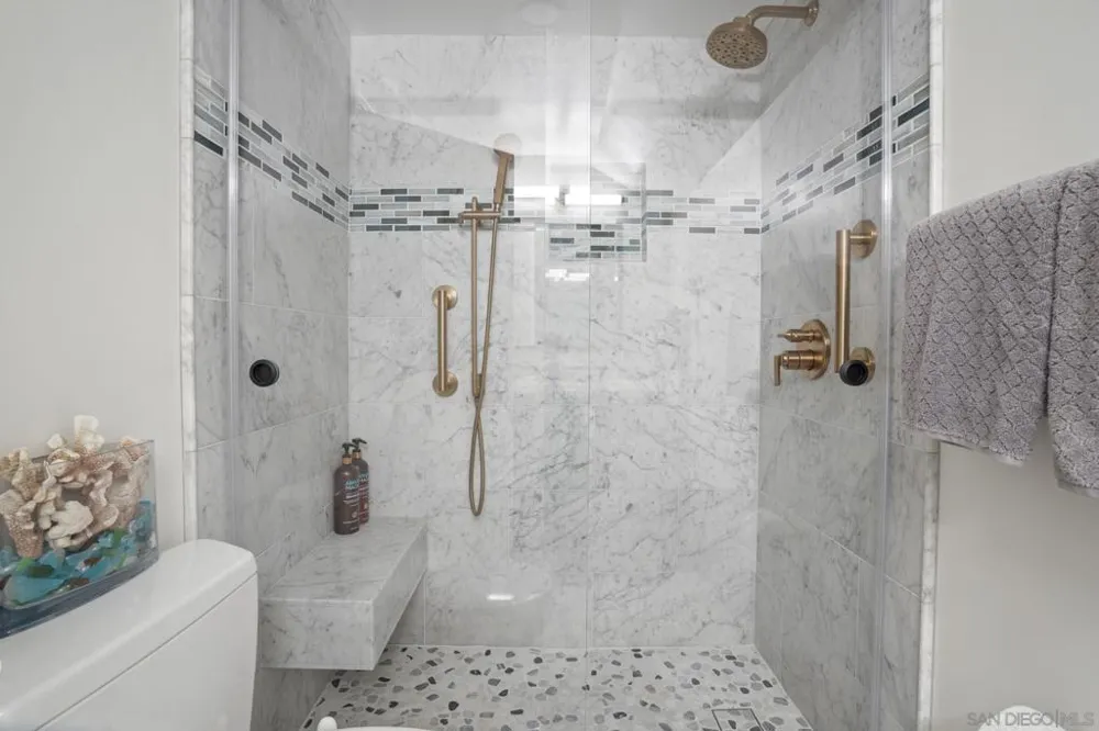 13601 Nogales Drive Del Mar, CA 92014
