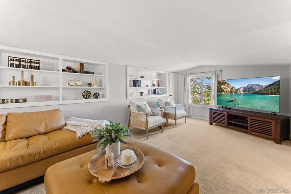 10260 Fuerte La Mesa, CA 91941