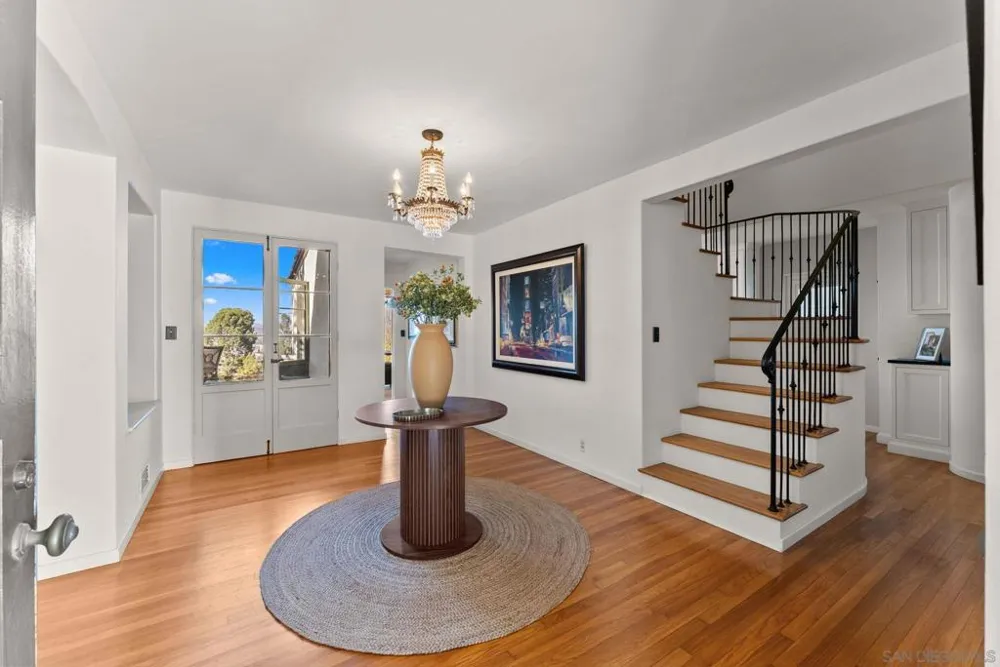 10260 Fuerte La Mesa, CA 91941