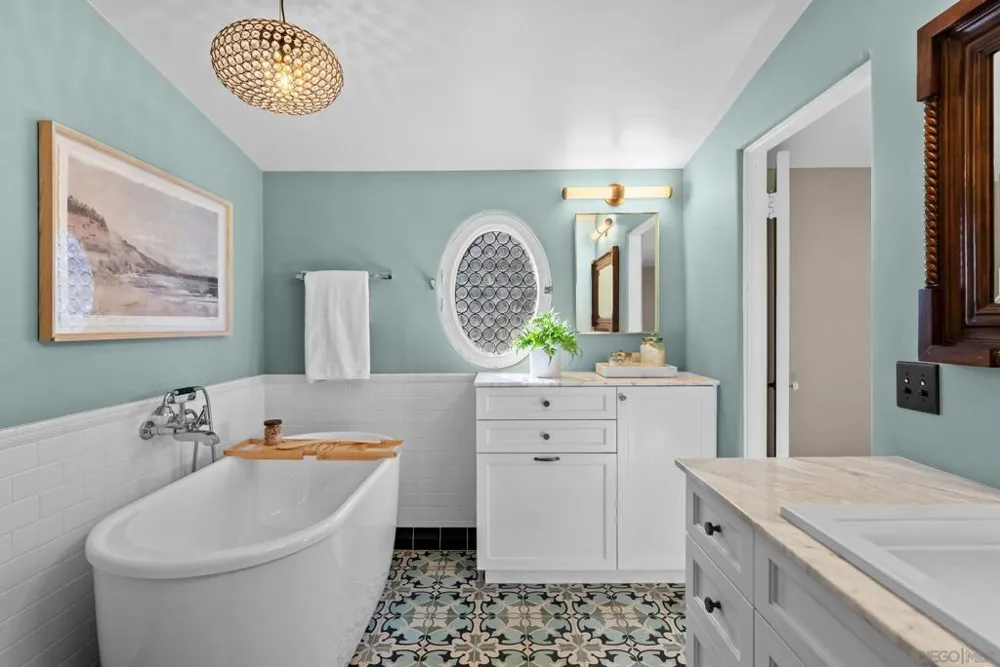 10260 Fuerte La Mesa, CA 91941