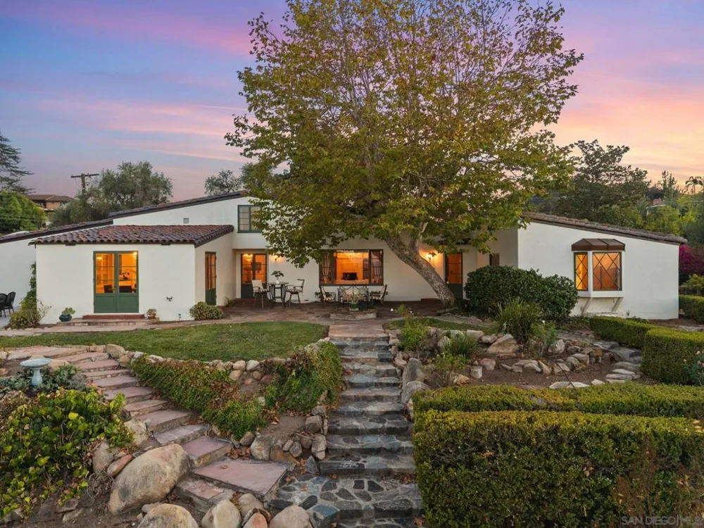 10260 Fuerte La Mesa, CA 91941