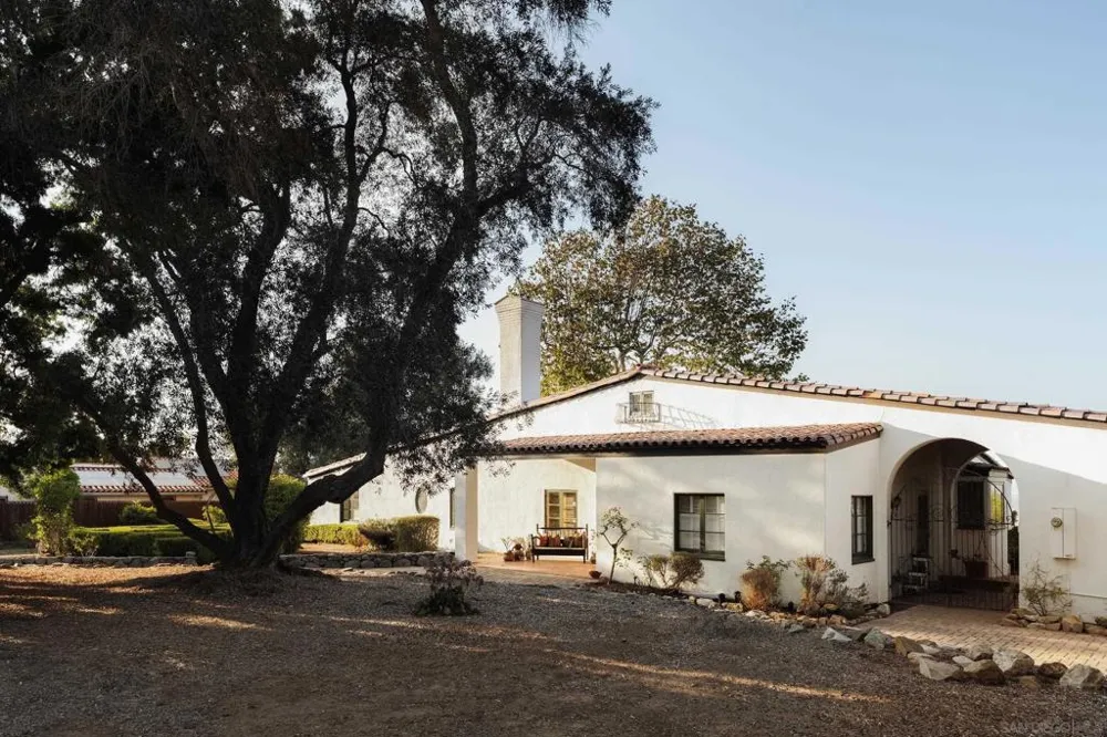 10260 Fuerte La Mesa, CA 91941