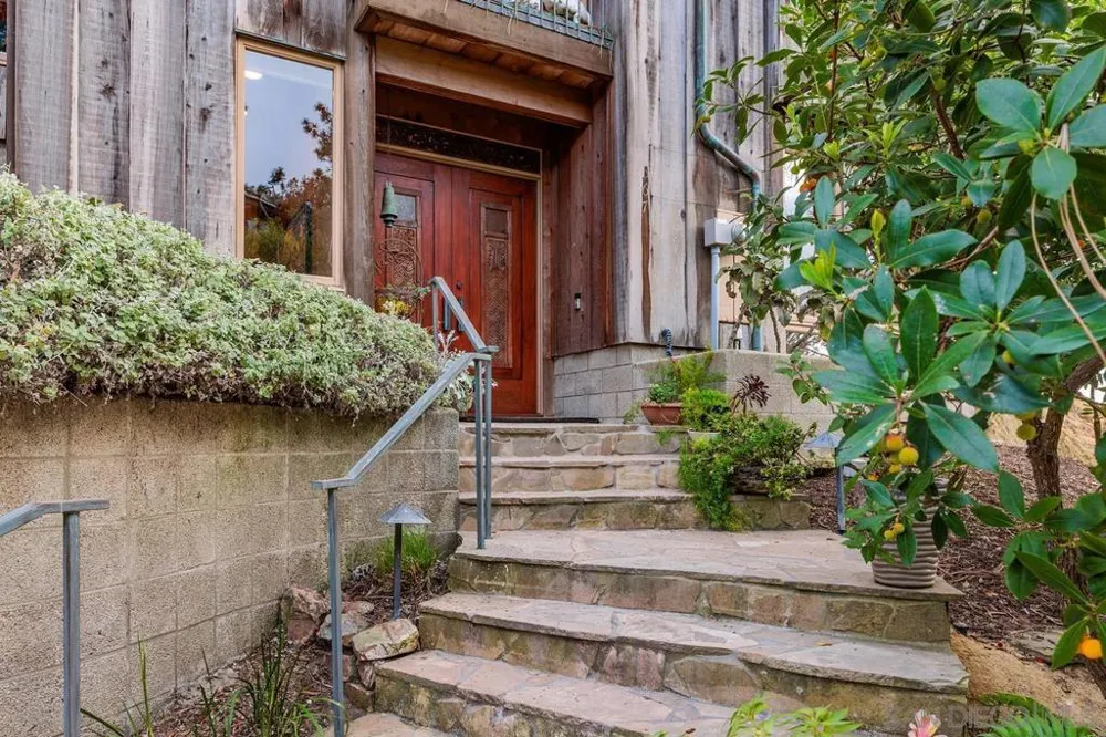 367 Pine Needles Dr Del Mar, CA 92014