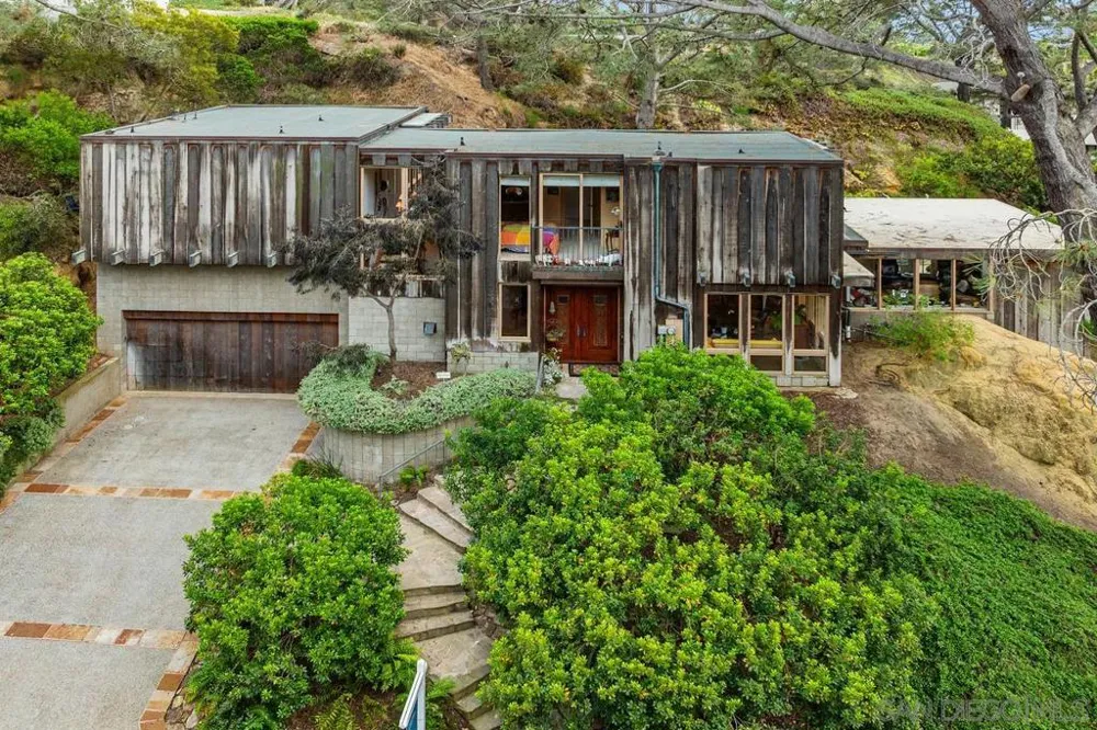 367 Pine Needles Dr Del Mar, CA 92014