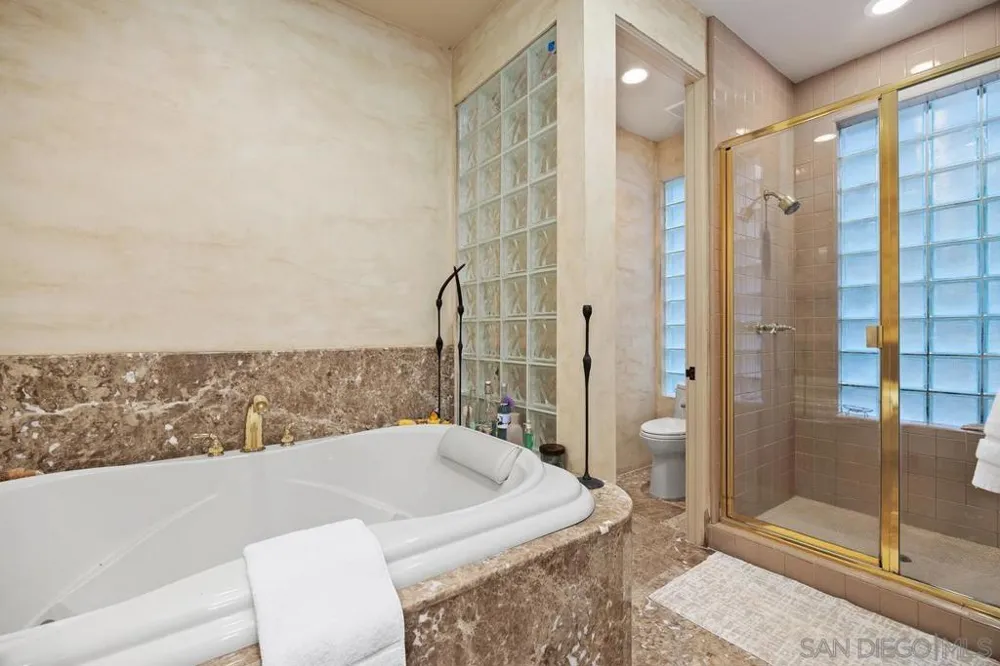 367 Pine Needles Dr Del Mar, CA 92014