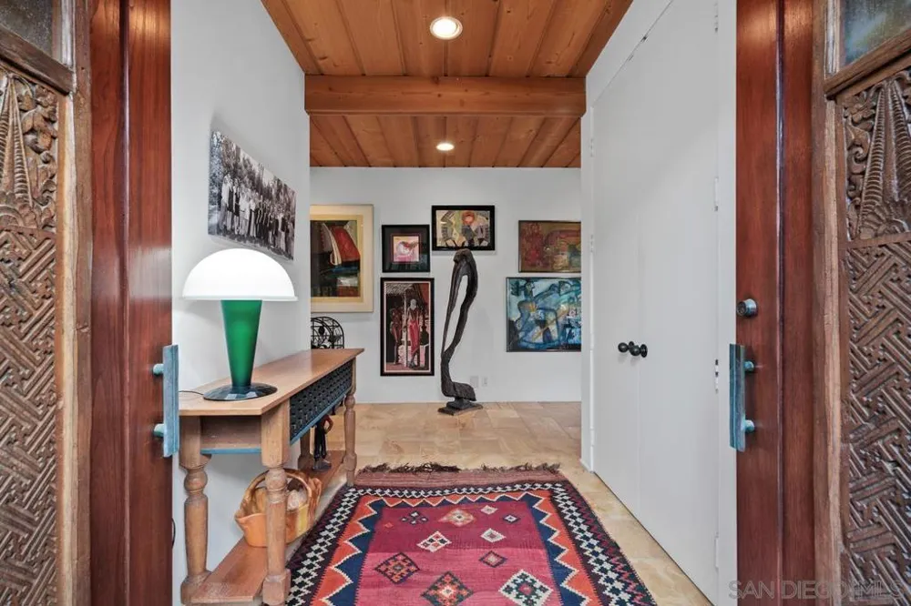 367 Pine Needles Dr Del Mar, CA 92014