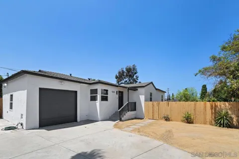 5228 San Bernardo Terrace