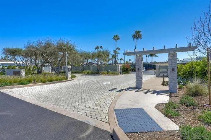 6550 Ponto Dr #19 Carlsbad, CA 92011