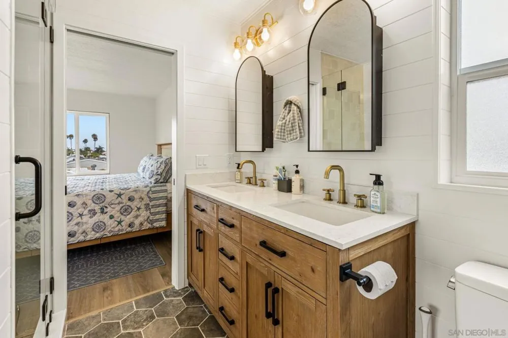 6550 Ponto Dr #19 Carlsbad, CA 92011