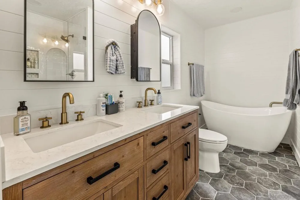 6550 Ponto Dr #19 Carlsbad, CA 92011