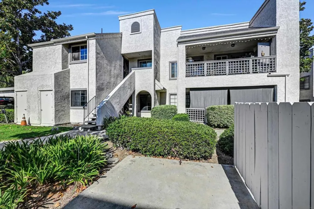 8608 Arminda Cir #43 Santee, CA 92071