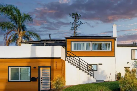 5545 San Onofre Ter