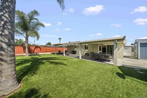 831 Hickory Ct.