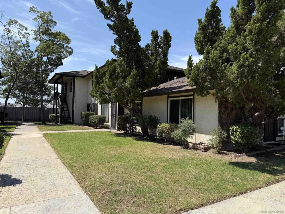 10345 Carefree Dr Santee, CA 92071