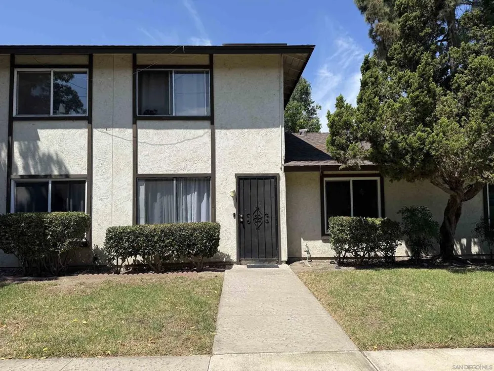 10345 Carefree Dr Santee, CA 92071