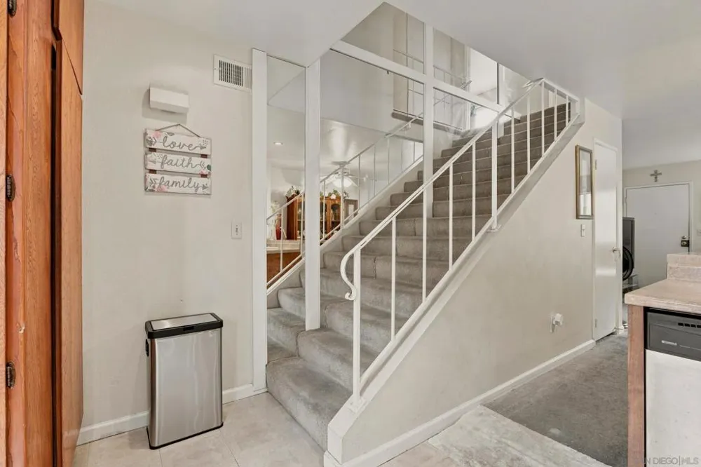 10345 Carefree Dr Santee, CA 92071