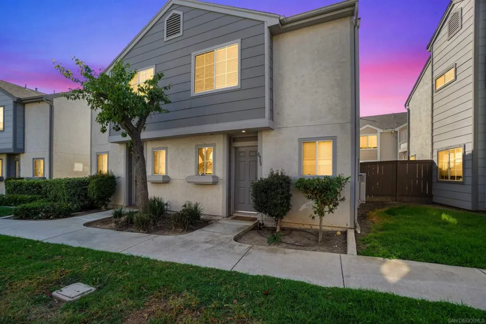 8966 Arlingdale Way Spring Valley, CA 91977