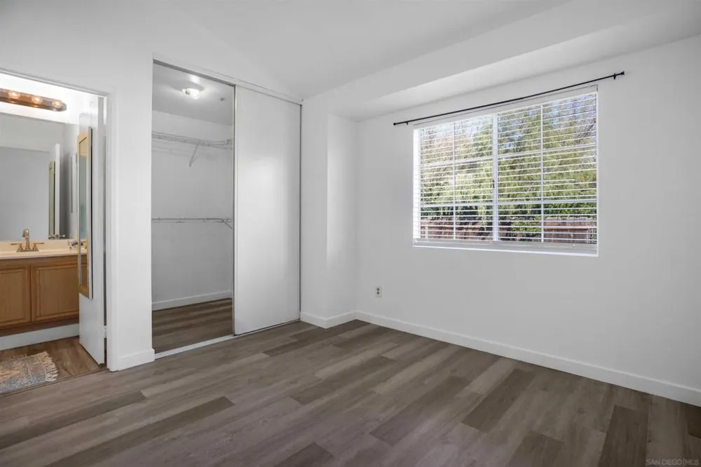 8966 Arlingdale Way Spring Valley, CA 91977